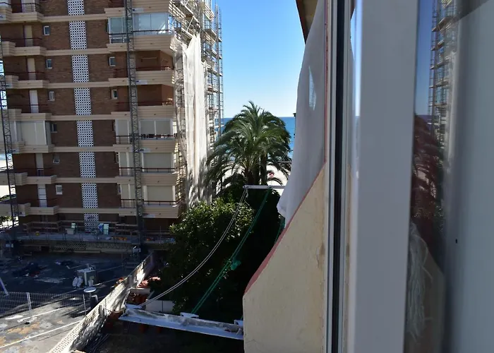 Poniente Turia Trg 公寓
